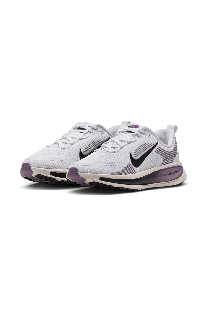 Nike Sneakersy dziecięce Nike Vomero 18 HQ2157 biały AW26