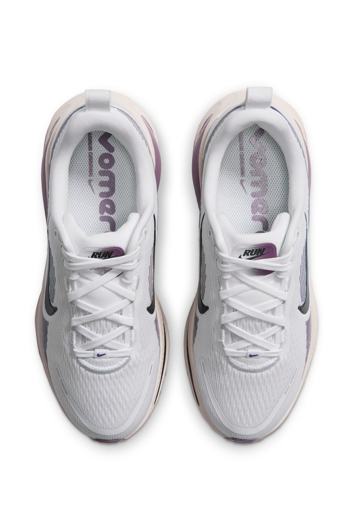 Sneakersy dziecięce Nike Vomero 18 Nike HQ2157 biały