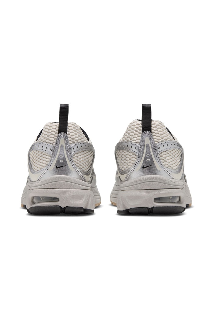 Chłopiec Nike Nike Air Max Moto 2K sneakersy dziecięce IQ9430 beżowy