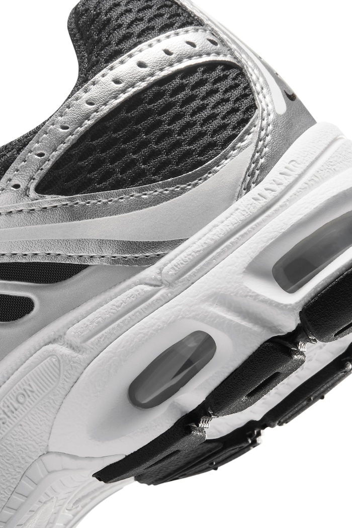 Nike Nike Air Max Moto 2K sneakersy dziecięce IQ9430