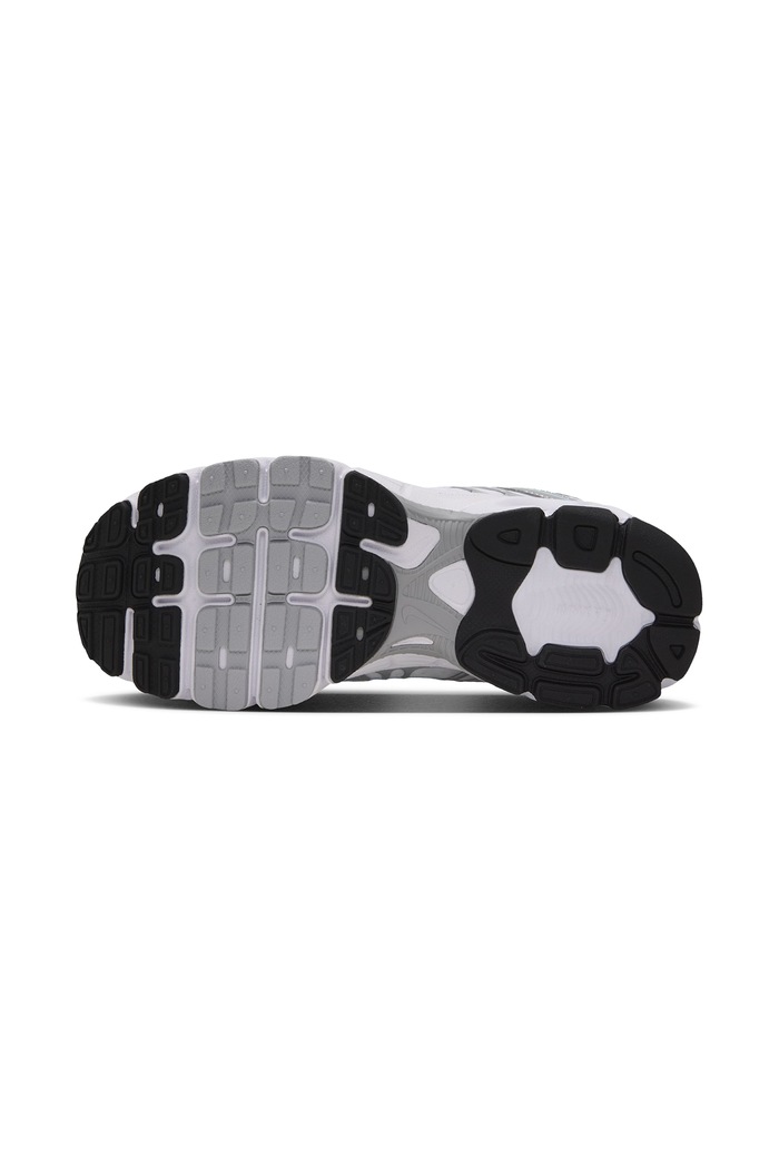Nike Air Max Moto 2K sneakersy dziecięce Nike srebrny IQ9430