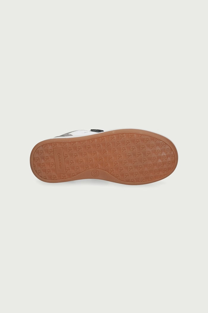 Sneakersy dziecięce Calvin Klein szary V1X9.83444.30.34
