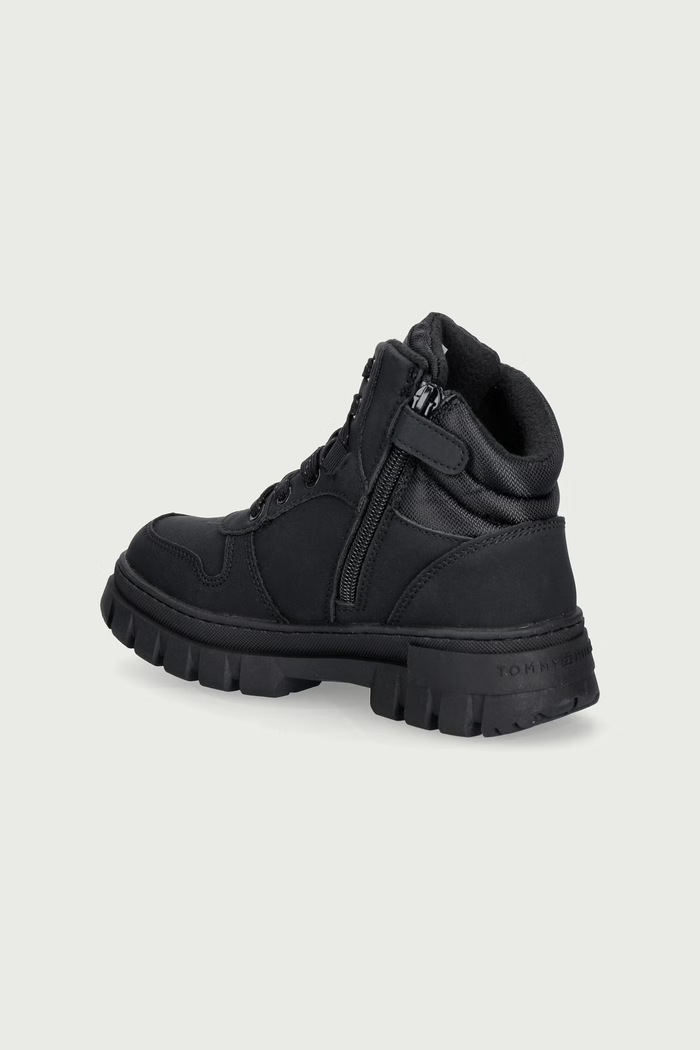 Chłopiec Tommy Hilfiger Trapery dziecięce T3X5.35292.30.34 czarny