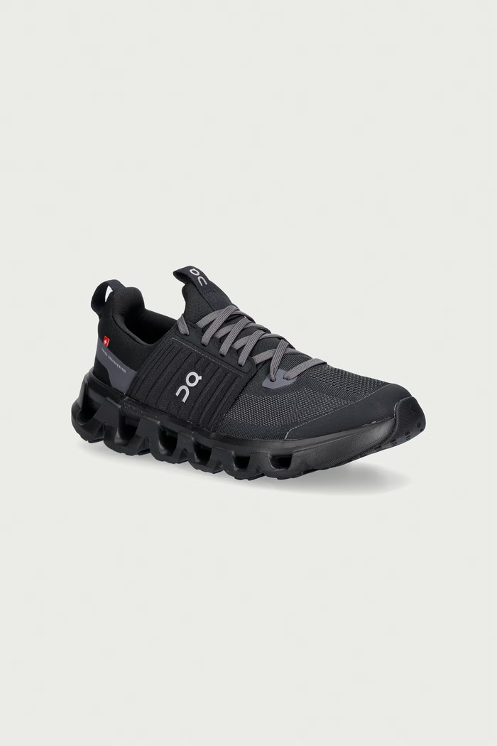 On sneakersy dziecięce Cloudswift Youth czarny 3YF10010106