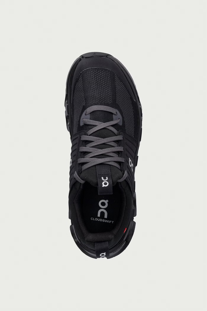 On sneakersy dziecięce Cloudswift Youth czarny 3YF10010106