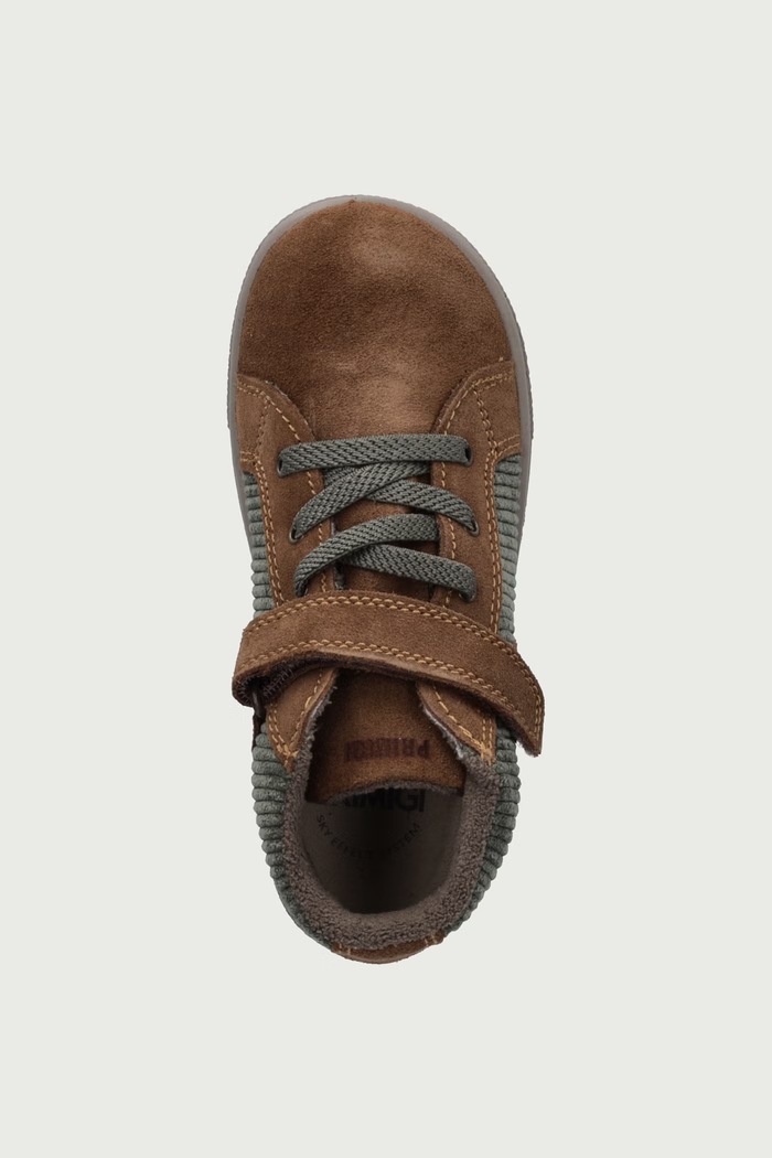 Sneakersy dziecięce zamszowe Primigi 2353200.25.29 brązowy