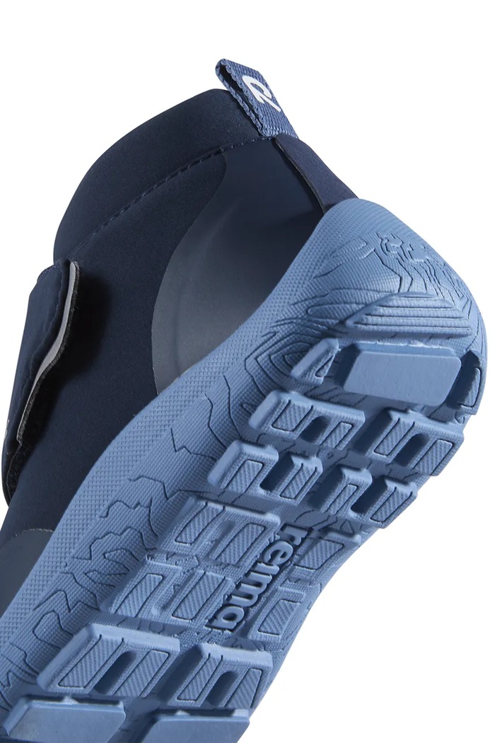 Reima buty trekkingowe dziecięce Hyppii 5400144B.99KK