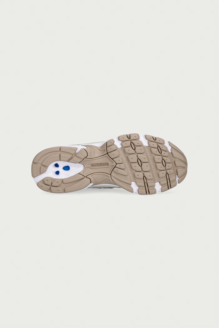 New Balance 740 sneakersy damskie G740543 beżowy