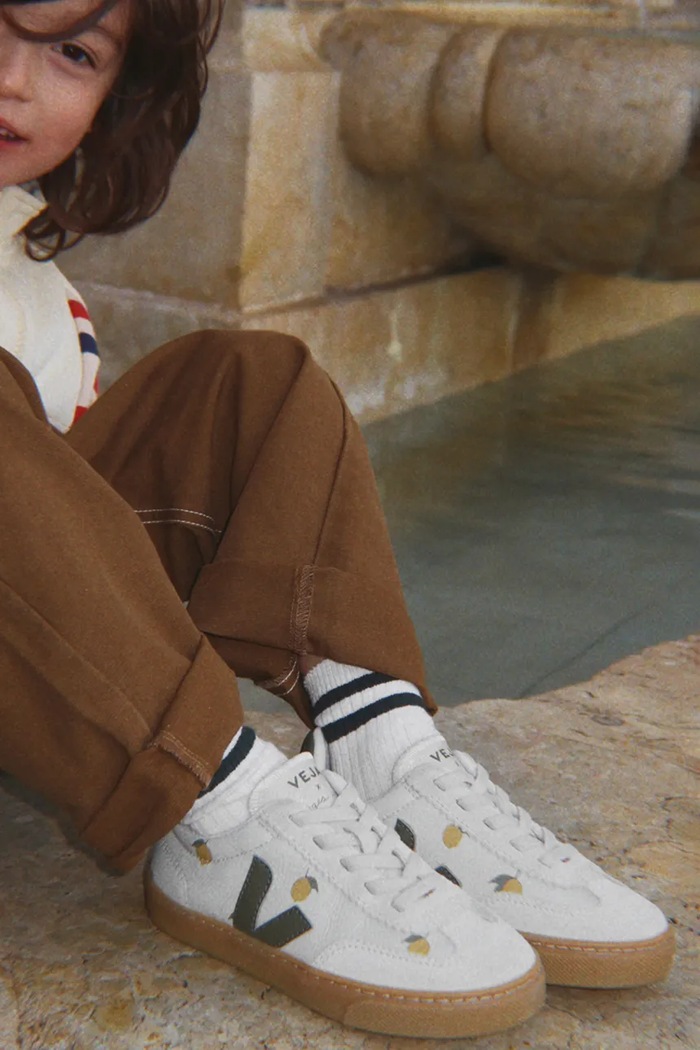 Veja VEJA X KONGES SLOJD sneakers παιδικά δερμάτινα BV0222350C.28.35