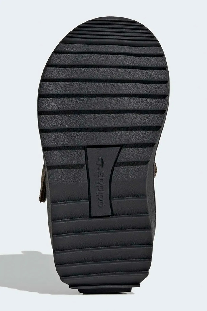 adidas Originals Obuv detská SUPERSTAR WINTER TREK KH9794