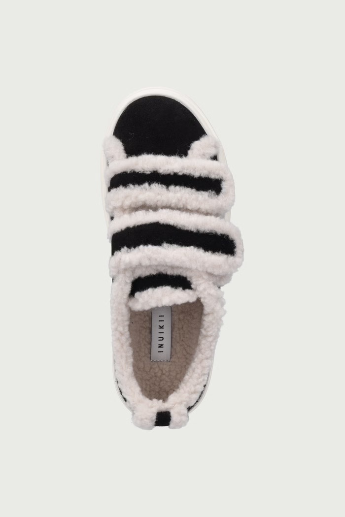 SHEARLING LOW VELCRO sneakersy dziecięce zamszowe Inuikii 3001.001.0051.33.38. czarny