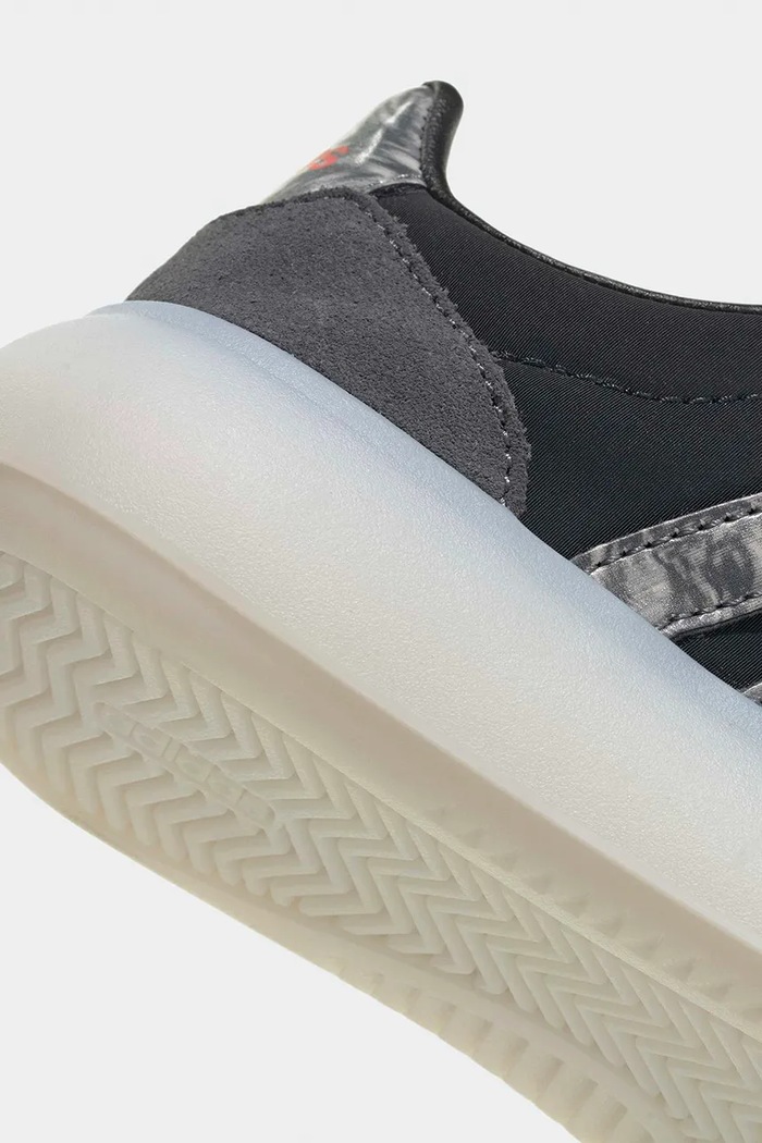 adidas BARREDA DECODE sneakersy dziecięce KI2635
