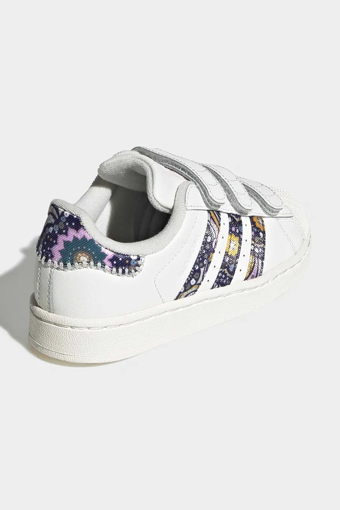 Dječaci adidas Originals LIBERTY LONDON SUPERSTAR II tenisice za djecu od kože KJ7484 bijela