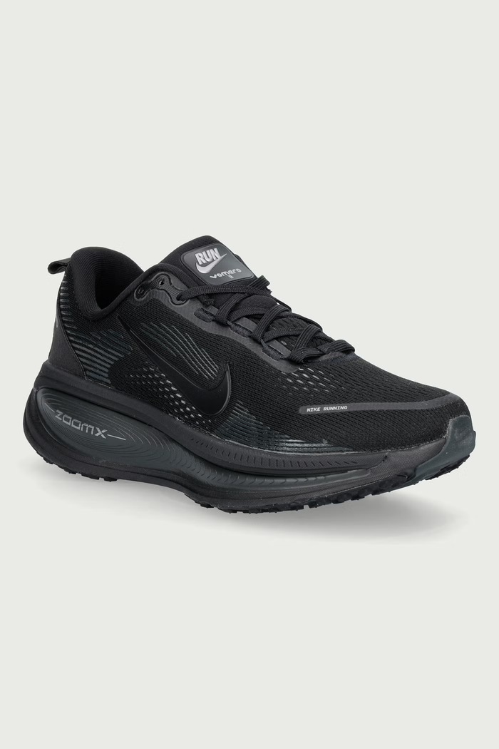 Nike Buty do biegania Vomero 18 czarny HM6803.005