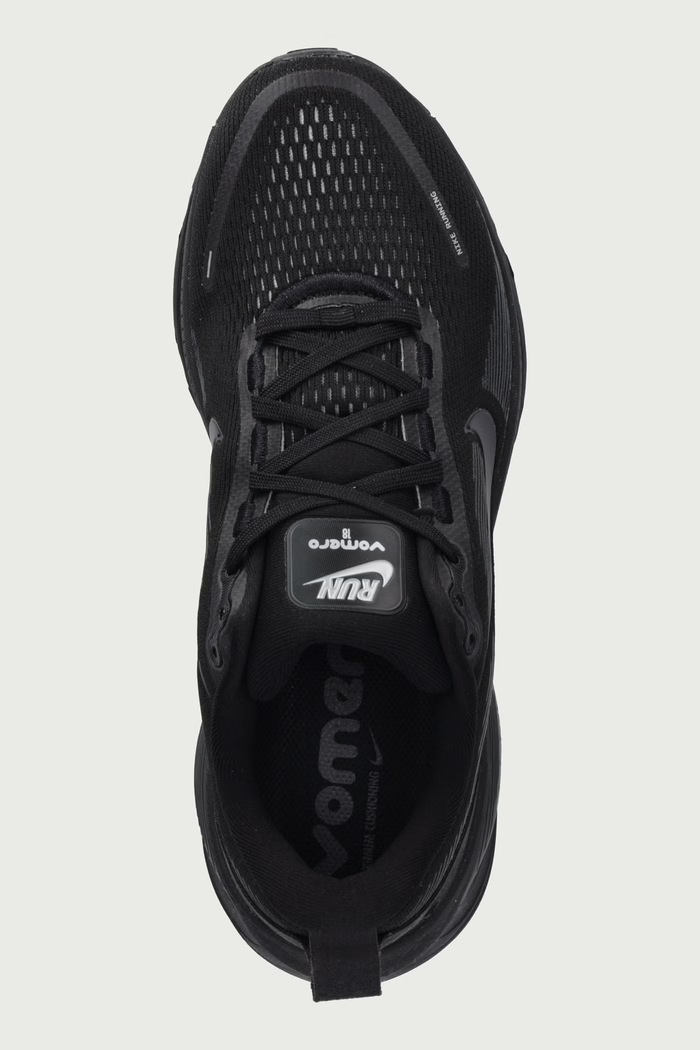 Buty do biegania Vomero 18 Nike HM6803.005 czarny