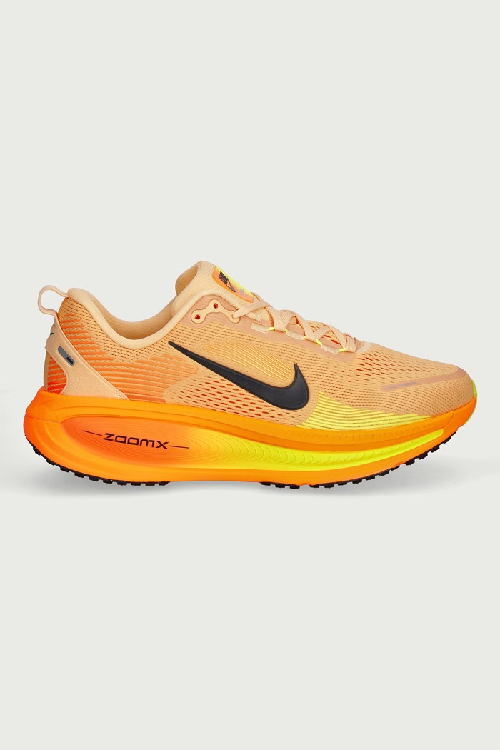 Nike Sneakersy męskie Vomero 18 HM6803.700 pomarańczowy AW26