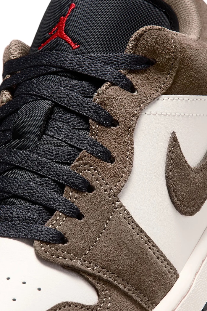 Jordan Air Jordan 1 Low sneakersy męskie zamszowe 553558.200