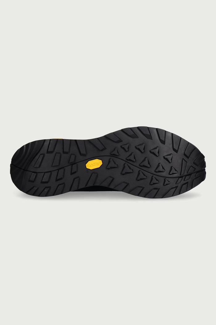 Mocasini pentru bărbați din piele întoarsă Clarks Originals negru 26327893