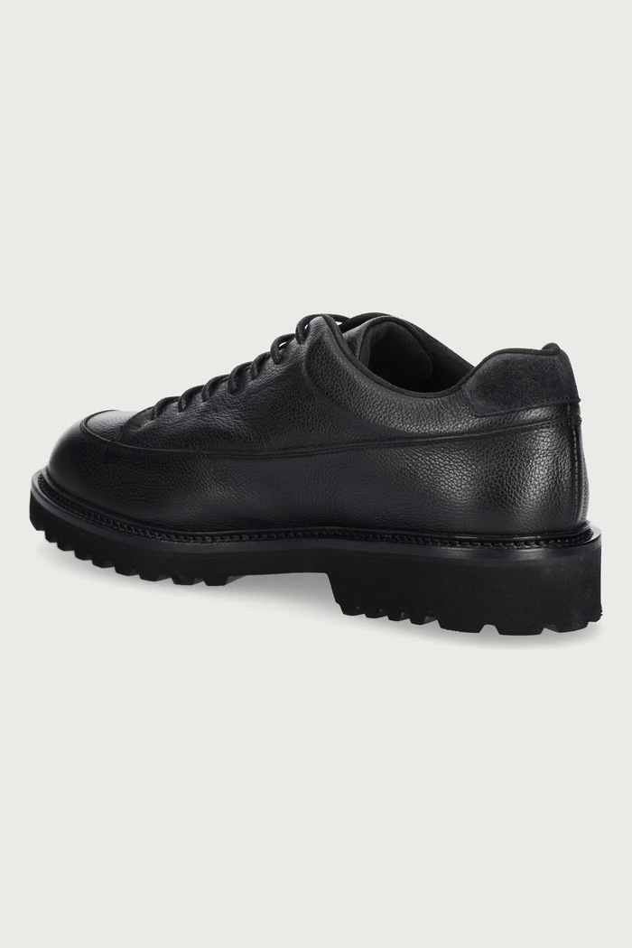 Obuwie Common Projects Hiker Low Piuma sneakersy męskie skórzane 2605 czarny