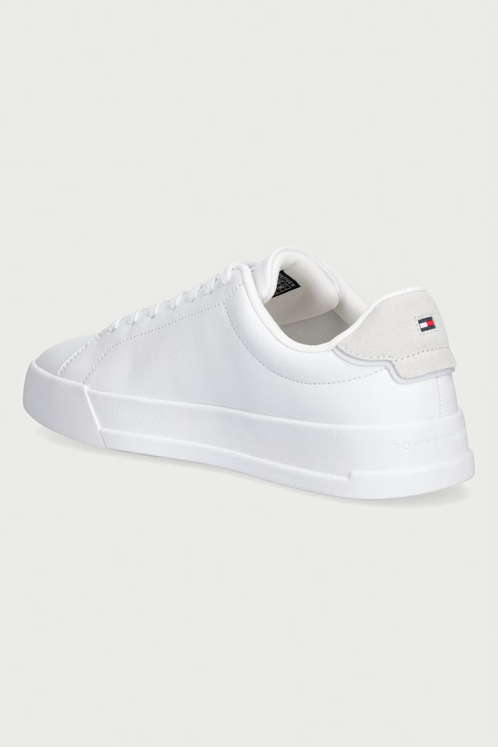 Obuwie Tommy Hilfiger TH COURT CORE sneakersy męskie skórzane FM0FM05904 biały