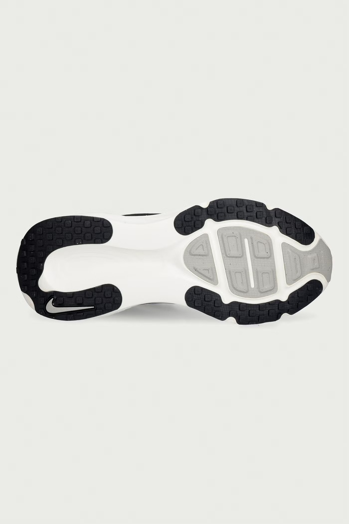 Nike buty do biegania męskie Vomero 18 HM6803.007 czarny