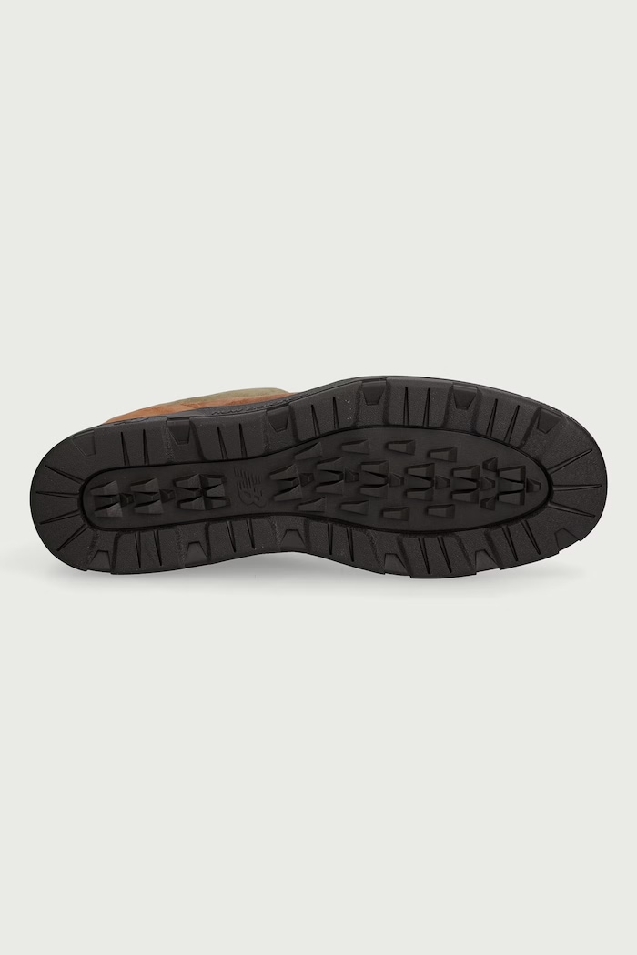 Made in UK sneakersy męskie zamszowe New Balance brązowy UADWGRB