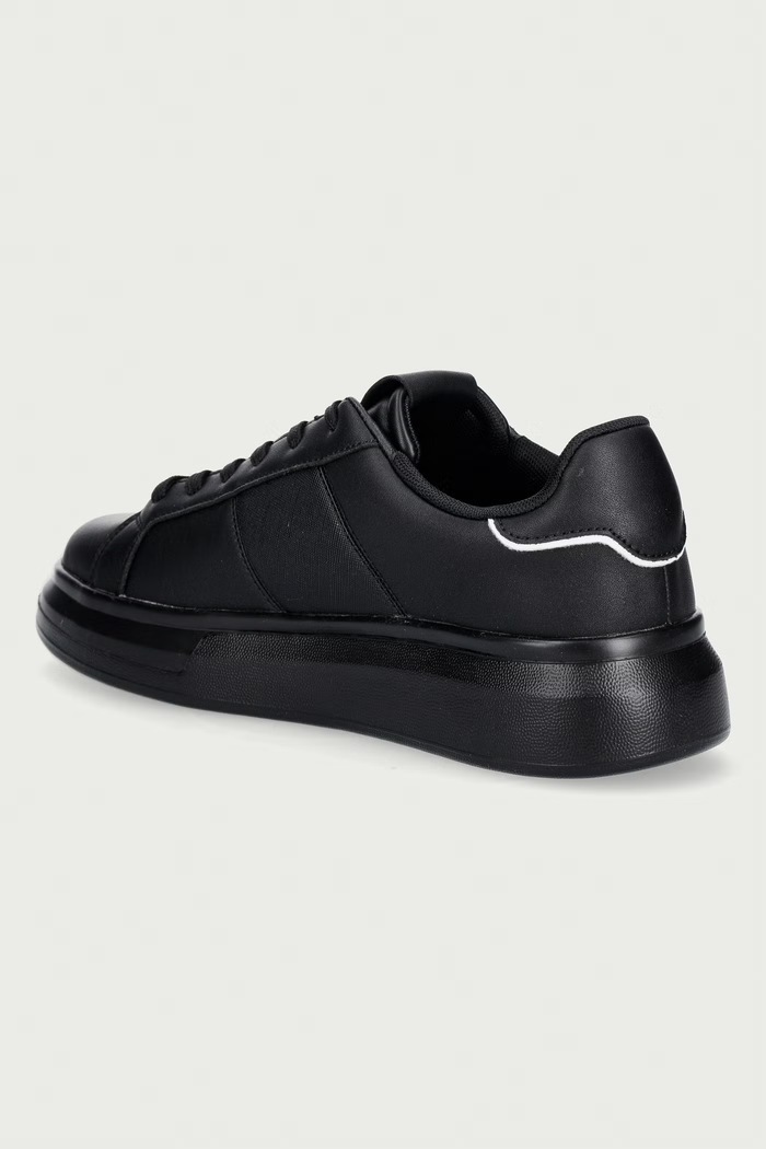 Obuwie Just Cavalli sneakersy męskie skórzane 81QA3SBAZPC33899 czarny