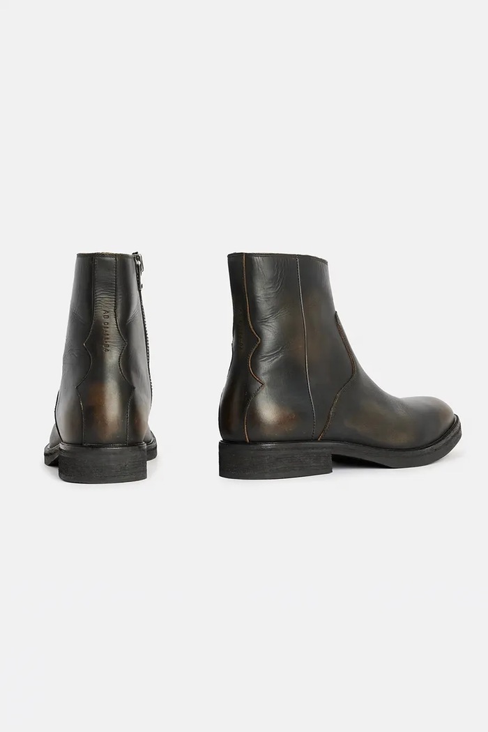 Obutev AllSaints Čevlji moški usnjeni Lang Boot M044FB rjava