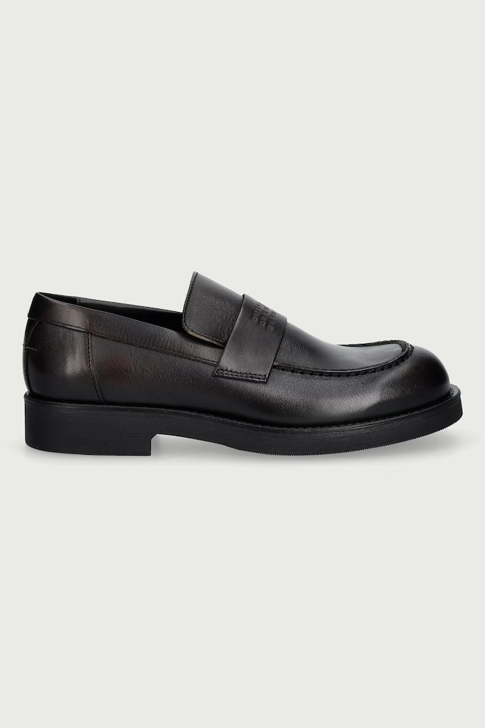 MM6 Maison Margiela Loafersy męskie skórzane SH1WR0006.P7896 brązowy AW26