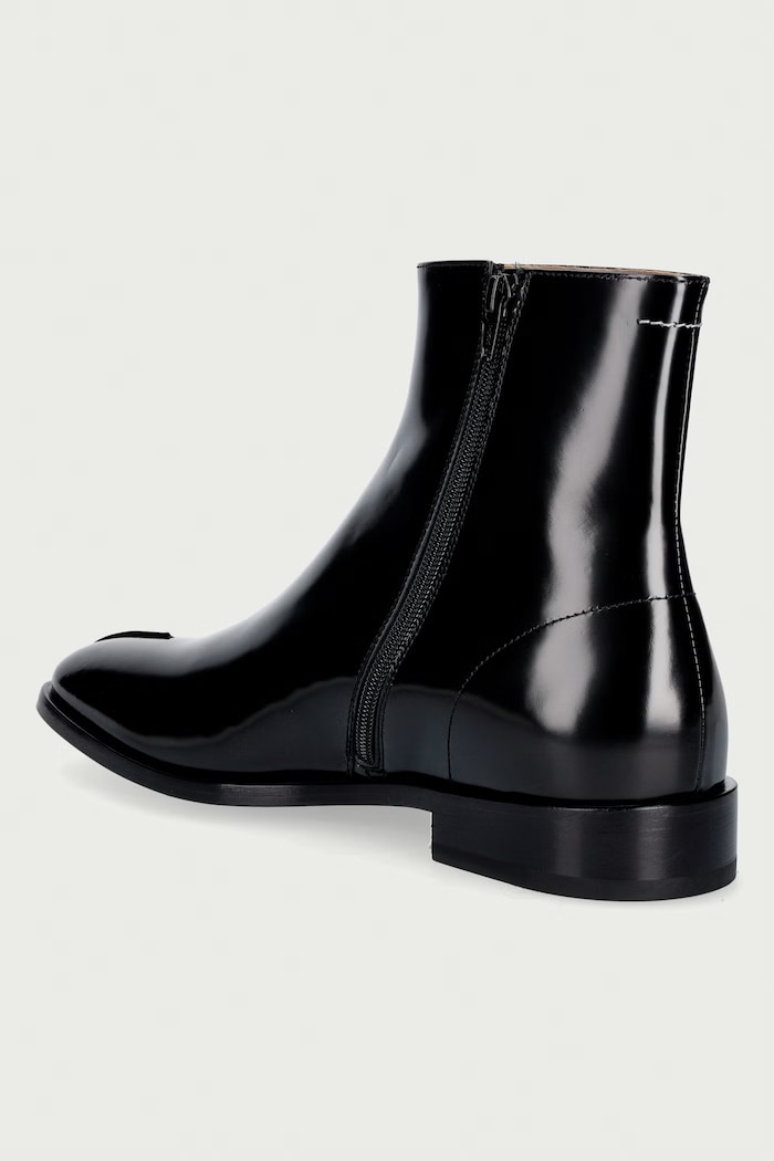 Obuwie MM6 Maison Margiela botki męskie skórzane SH1WU0011.P7137 czarny