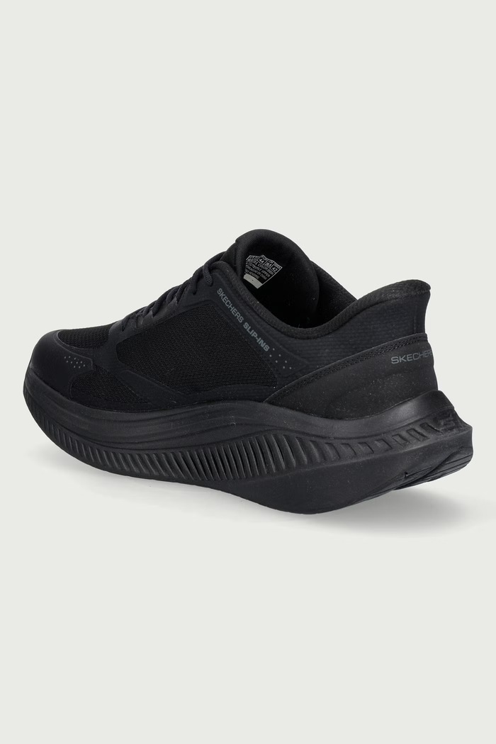 Obuwie Skechers Sneakersy męskie GO WALK MAX CUSHIONING ARCH F 216351 czarny