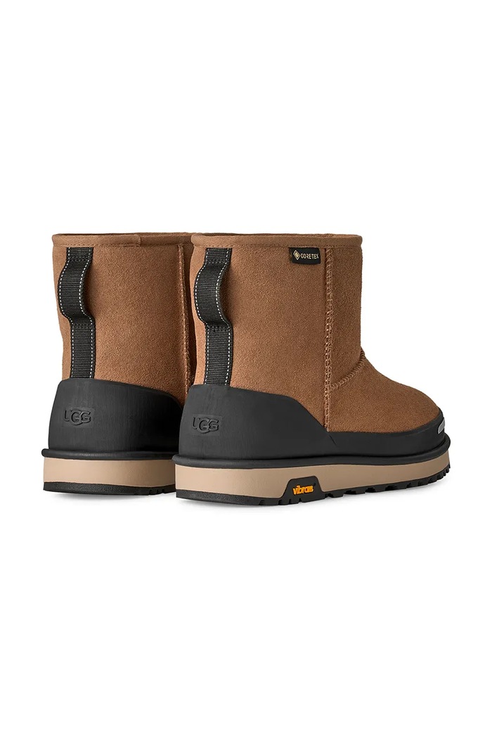 Obutev UGG M Classic Mini Guard Gtx snežni čevlji moški semišasti 1180196.CHE rjava