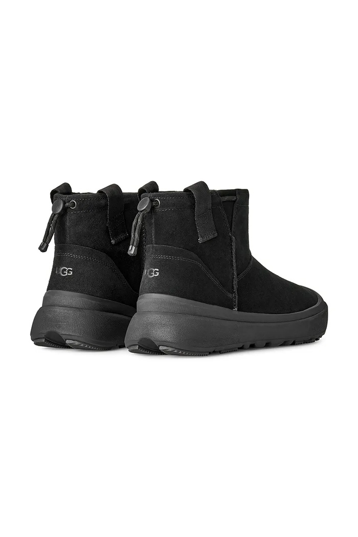 Obutev UGG M Classic Mini Outpost snežni čevlji moški semišasti 1179472.BLK črna