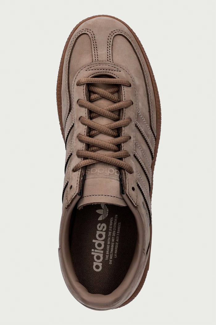 Handball Spezial sneakersy damskie nubukowe adidas Originals KJ9852 brązowy