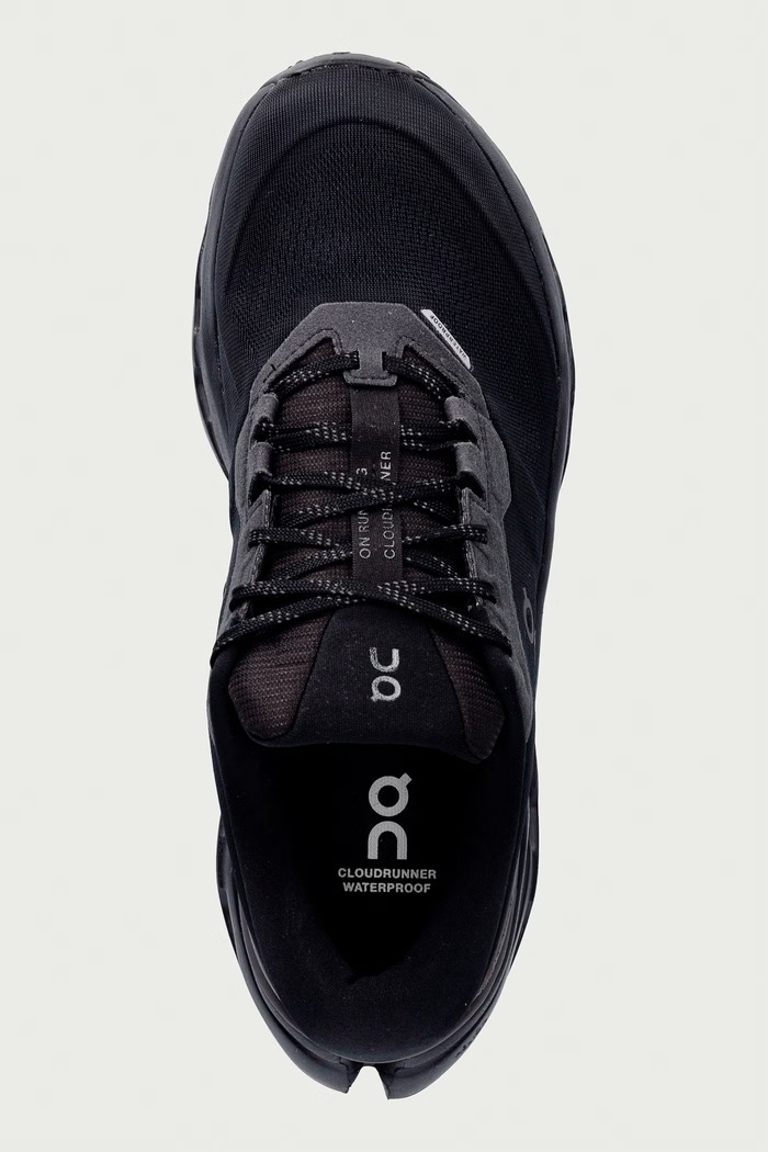 Buty do biegania męskie Cloudrunner 3 WP On 3MG10101043 czarny