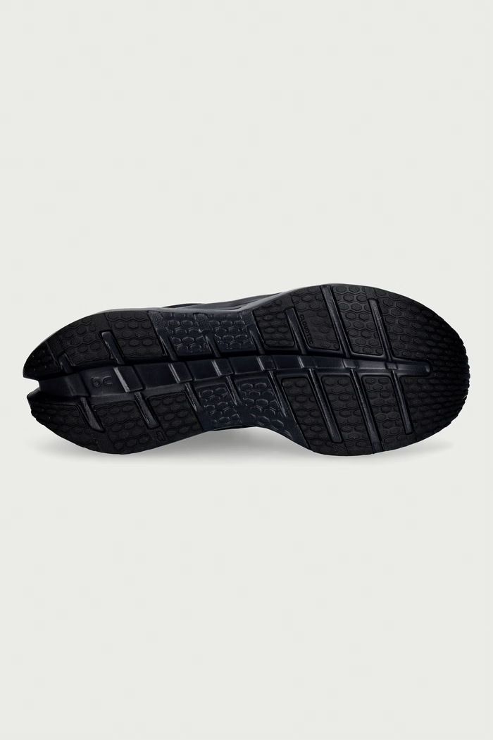 Buty do biegania męskie Cloudrunner 3 WP On czarny 3MG10101043