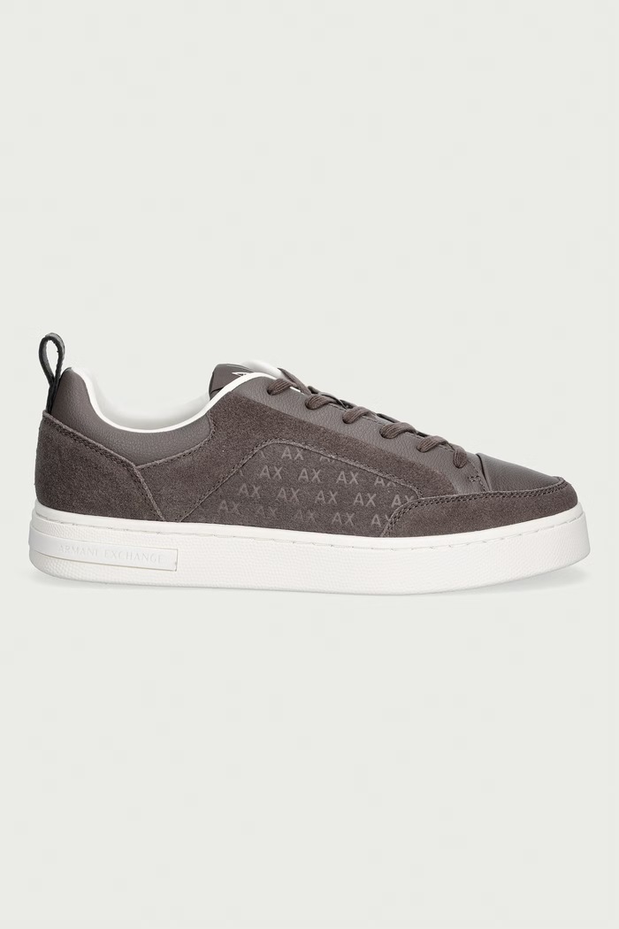 Armani Exchange sneakersy męskie XM003388.AF27475.U6125 brązowy AW26