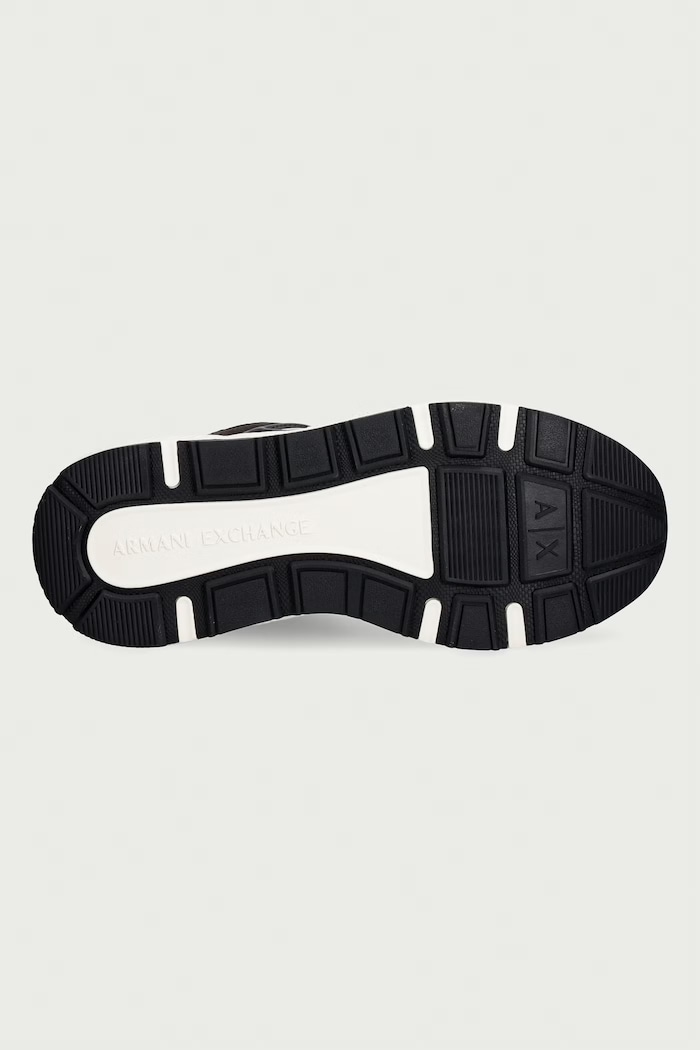 Sneakersy męskie Armani Exchange brązowy XM002635.AF19388.MB808