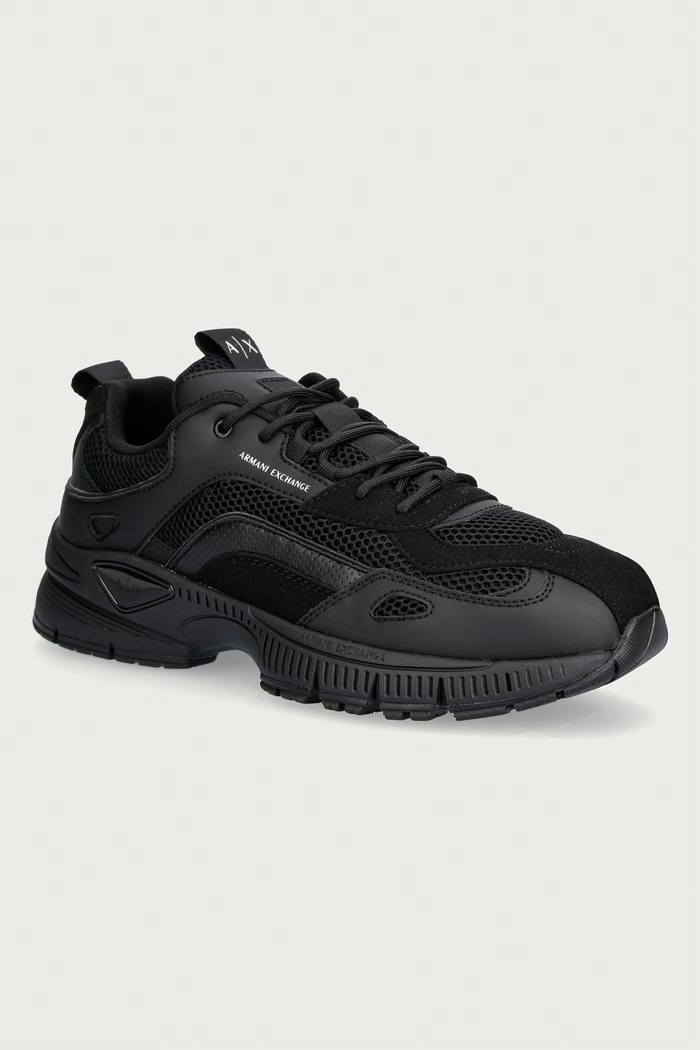Armani Exchange кроссовки для мужчин чёрный XM002623.AF22829.MC513