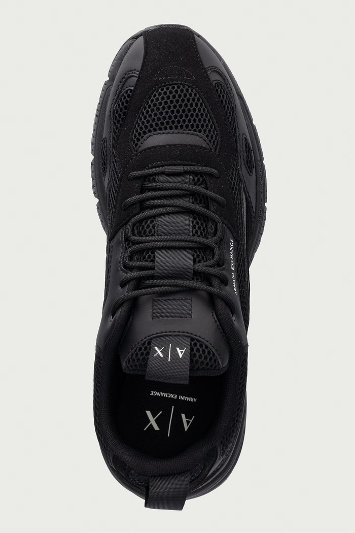 Armani Exchange кроссовки для мужчин чёрный XM002623.AF22829.MC513