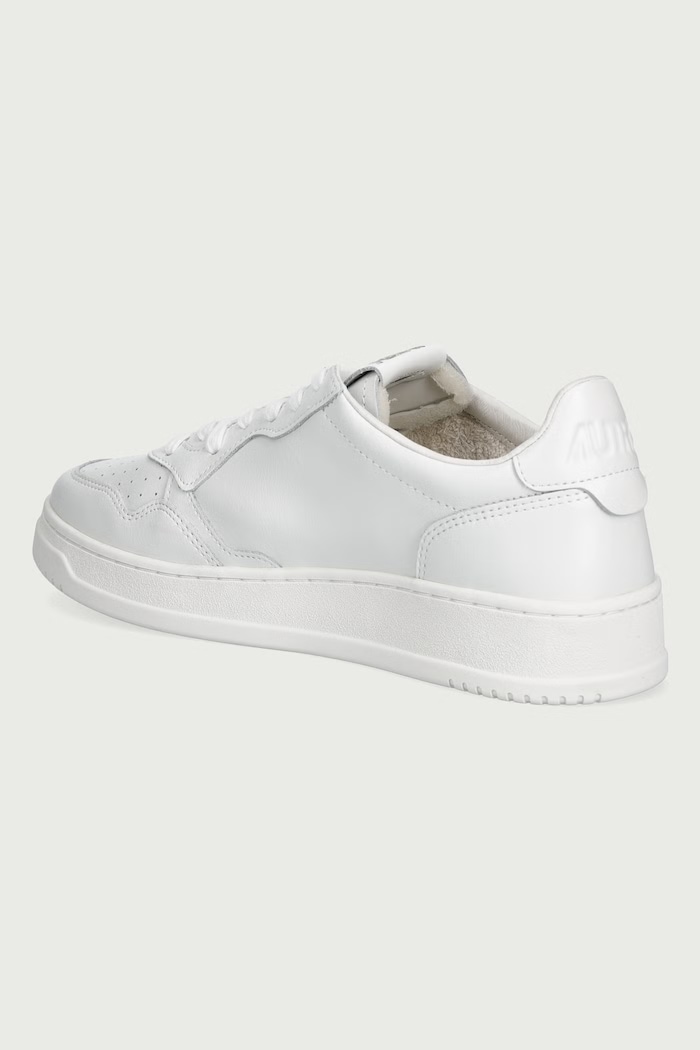 Shoes AUTRY Medalist sneakers Men's leather AULMML08 white