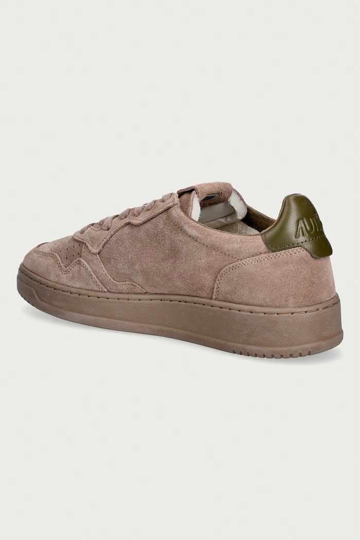 Obuwie AUTRY Medalist sneakersy męskie zamszowe AULMOH03 brązowy
