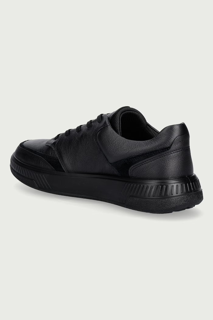 Obuwie Ecco Move M sneakersy męskie skórzane 551654.51052 czarny
