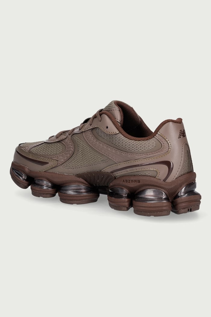 Obutev New Balance 2000 superge moške U20004EY rjava