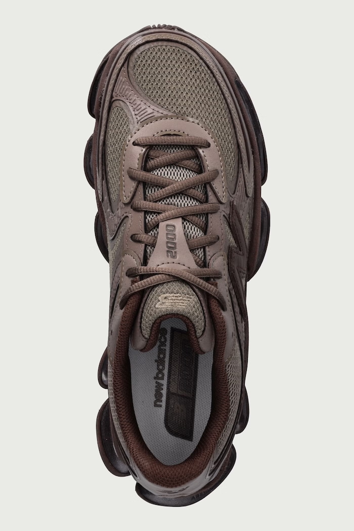 2000 superge moške New Balance U20004EY rjava