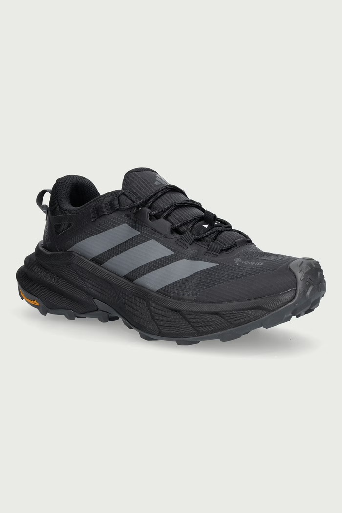 adidas TERREX Obuća za planinarenje za muškarce Freehiker crna KJ4430
