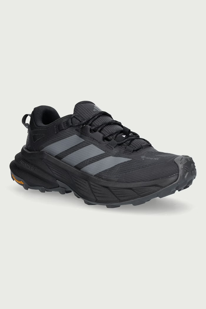 adidas TERREX Obuća za planinarenje za muškarce Freehiker crna KJ4430
