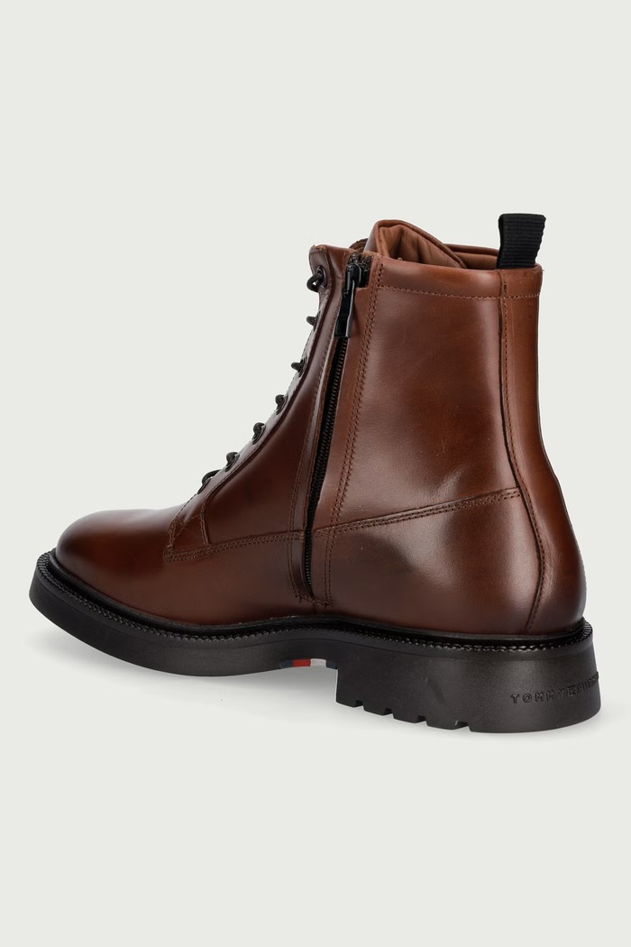 Obutev Tommy Hilfiger Moški usnjeni gležnjarji CORPORATE CASUAL LTH BOOT FM0FM06174 rjava