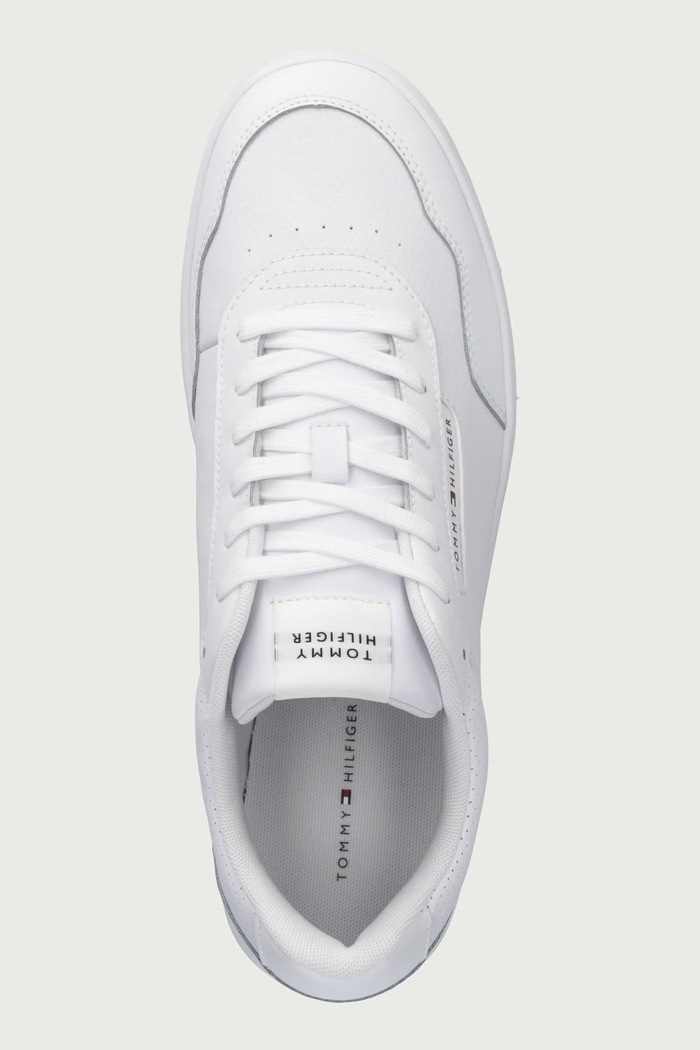 TH BASKET CORE LEATHER sneakersy męskie Tommy Hilfiger FM0FM05927 biały