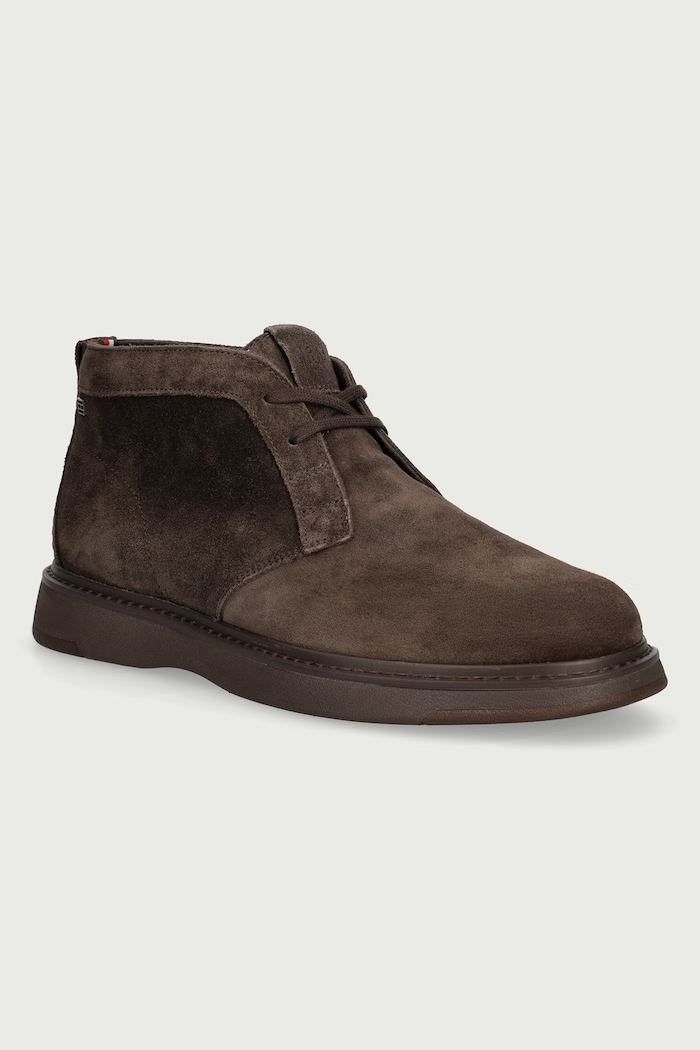 Tommy Hilfiger Topánky pánske semišové COMFORT SUEDE CHUKKA hnedá FM0FM06074